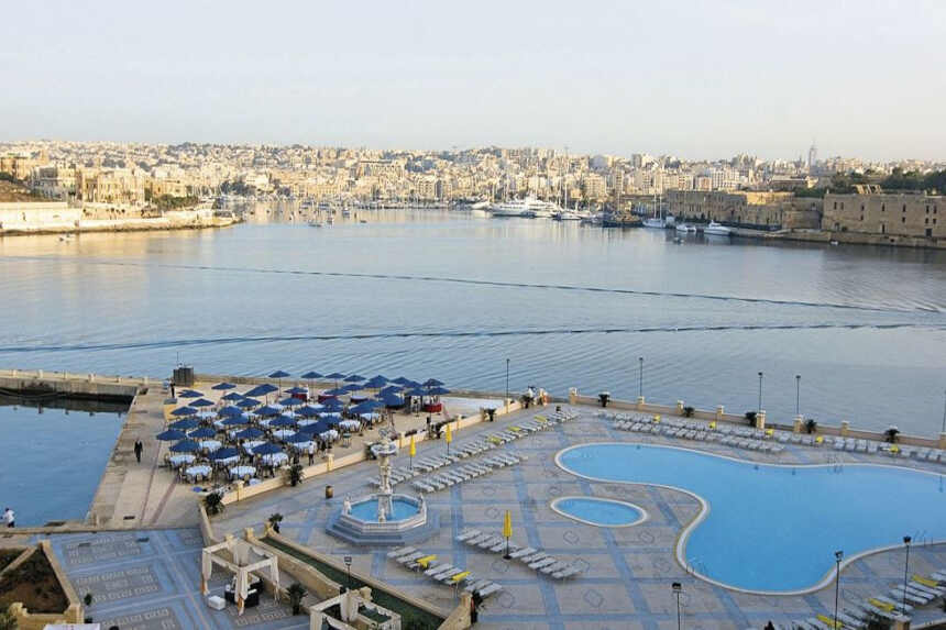Excelsior Grand Hotel Swimming Pool and Magnificent View