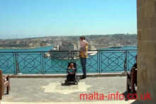 Upper Barrakka Gardens